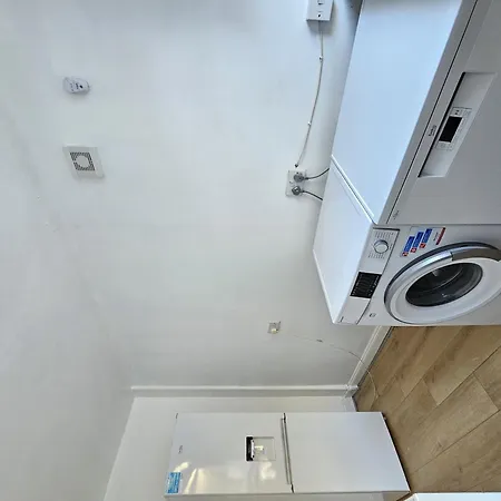 Vakantiehuis Spacious Haven With Free Parking Glasgow