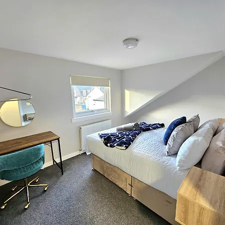 Warm & Cosy In * Glasgow