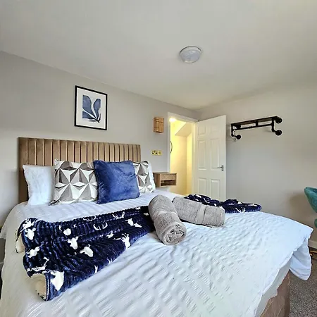 Warm & Cosy In Glasgow