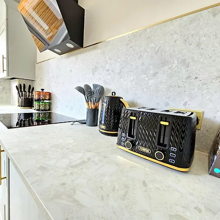 Newly Renovated Gem - Free Parking & Modern Comfort 別荘 グラスゴー