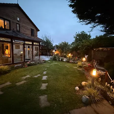 Ceylon בית אירוח *