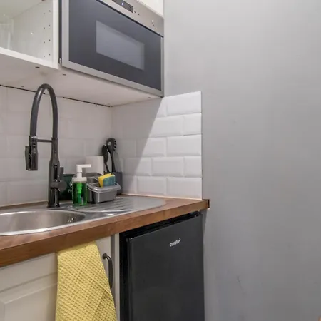 Pass The Keys West End Wonder