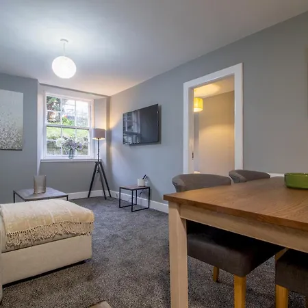 Happy Haven Home, West End - Pass The Keys グラスゴー