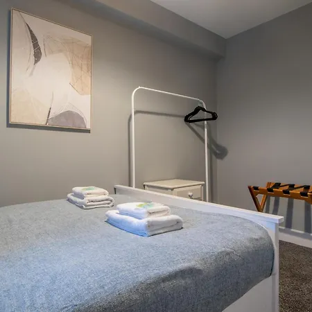 Happy Haven Home, West End - Pass The Keys * Glasgow