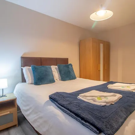 Apartman Gem Main Door Parking - Pass The Keys