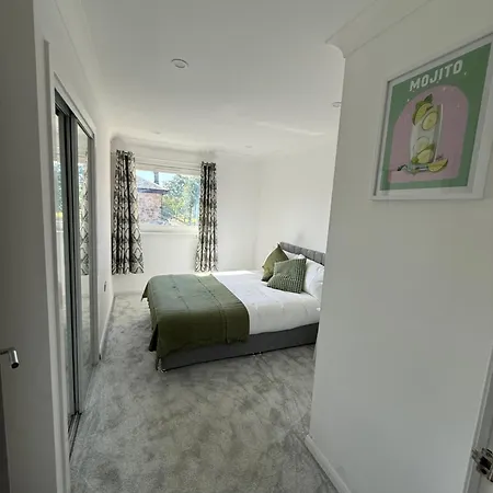 Luxurious 2 Bedroom, 8 Mins From Centre * 글라스고