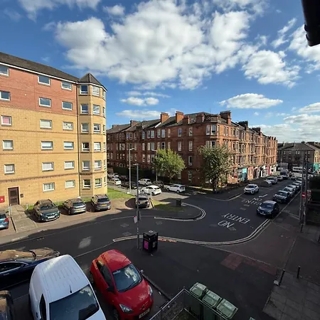 Luxurious 2 Bedroom, 8 Mins From Centre *