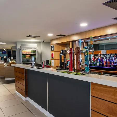 Express - - Ctr Riverside By Ihg