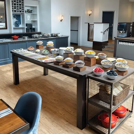 글래스고 메리어트 4*