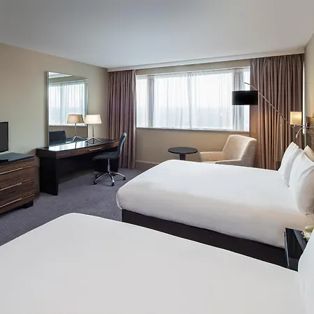 Crowne Plaza By Ihg Hotel 4*