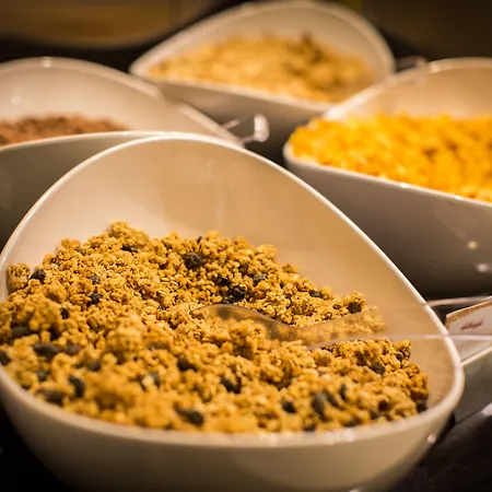 Express - - Ctr Theatreland By Ihg Hotel