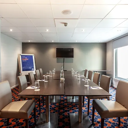 Express - - Ctr Theatreland By Ihg Hotel Glasgow