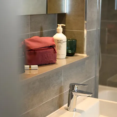 Aparthotel The Wellington By Adina 4*