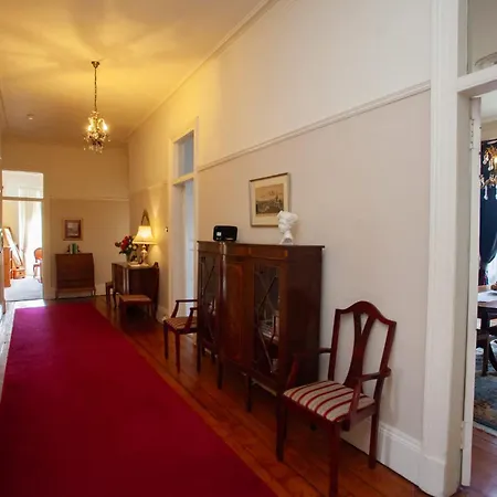 Daire Mansion Flat With Turret Views, Sunsets, Close To Transport Glasgow
