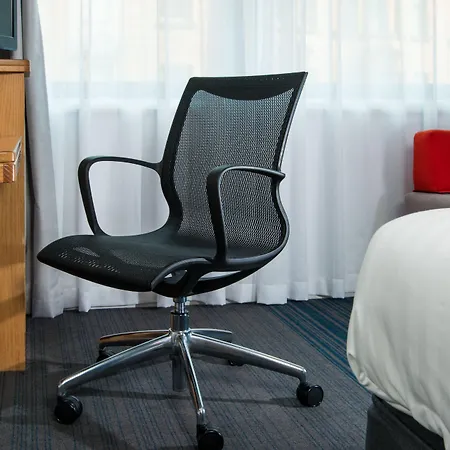 Express Riverside By Ihg Hotel 3*