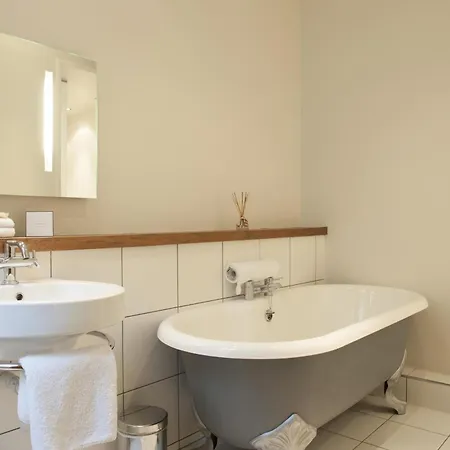 Arthouse Glasgow - Fully Refurbished 4*