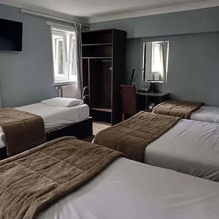 Kings Park 3* Glasgow