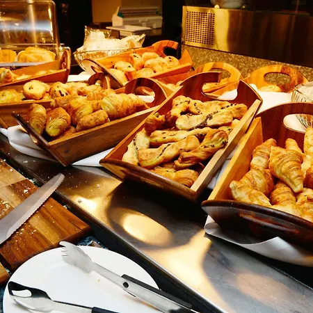 Glynhill & Near Airport Glasgow