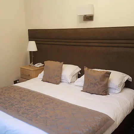 Mclays 2* Глазго