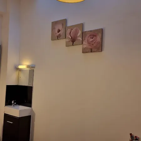 The Hampton Court Hotell 3*