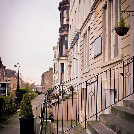 Victorian House 3* Glasgow