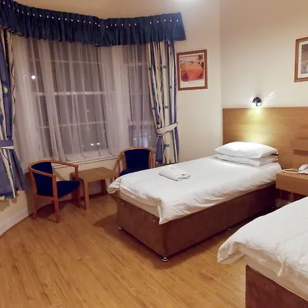 Victorian House Hotel