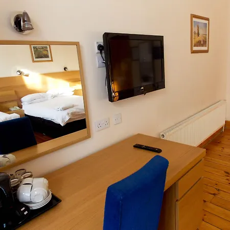 The Victorian House 3* Glasgow