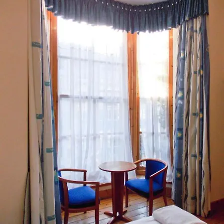 Victorian House Hotel 3*