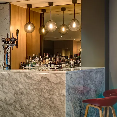Apex Of Hotel