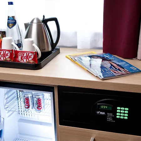 Hotel Leonardo Royal 4*