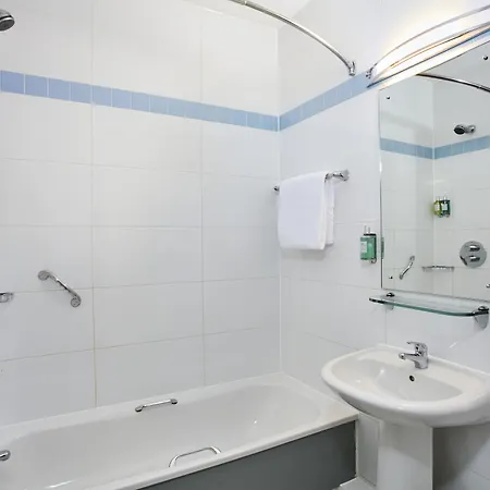 Leonardo Royal 4* Glasgow