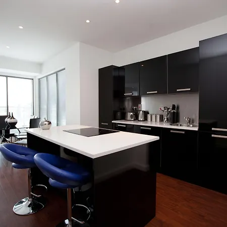 Apartment The Spires Serviced