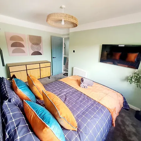 펜션 Urban 4br House - Free Parking *
