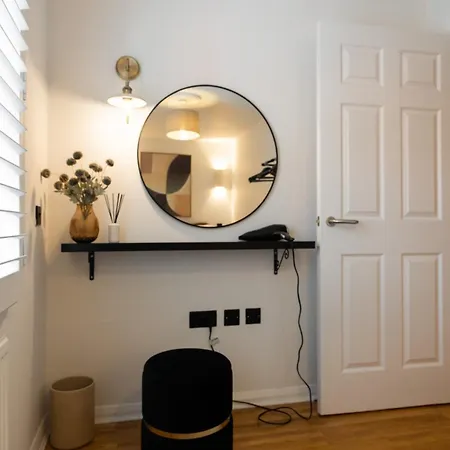 Botanic House - 3br - Private Parking *