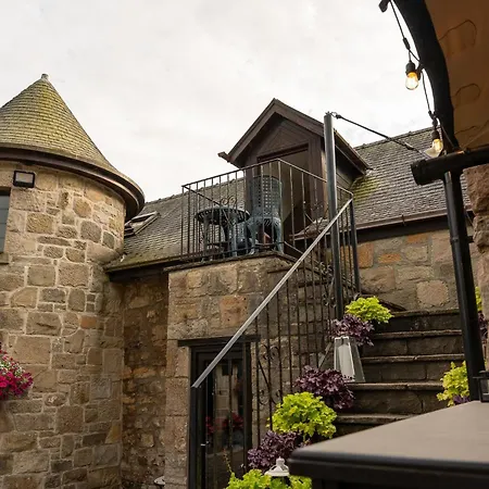 Barraston Farm * Glasgow