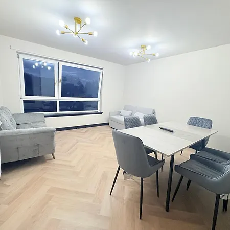 Apartment Stylish & Sleeps 7 - Free Parking - Walking Distance To & West End *