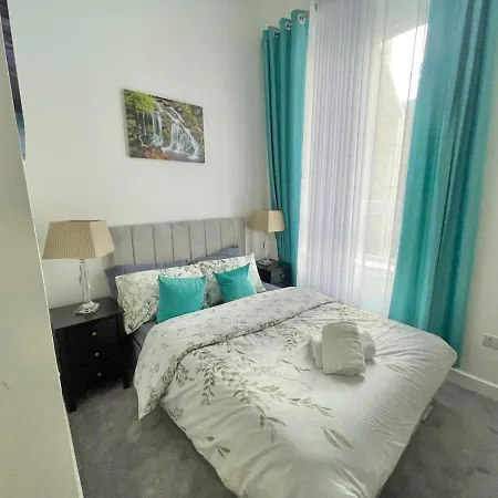 Three Bedroom In Centre شقة غلاسغو