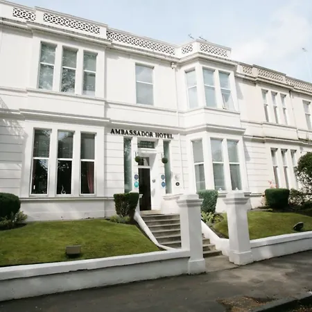 アンバサダー ホテル