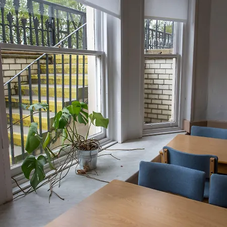 Youth אכסניה *