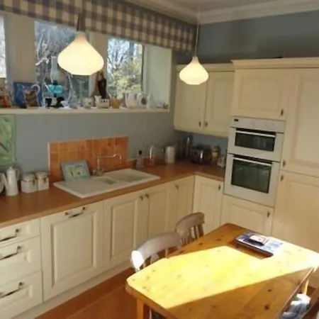 The Georgian House בית הארחה 2*