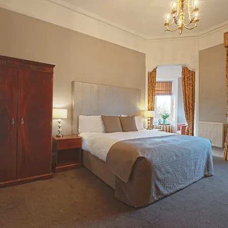 Sherbrooke Castle 4*