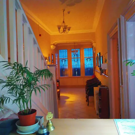 Alba Γλασκώβη