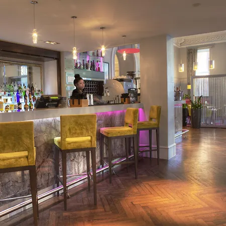 Indigo By Ihg Hotell