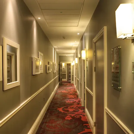 Indigo By Ihg Hotell 4*