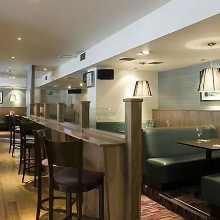 Orchard Park Giffnock