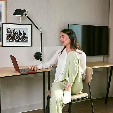 Aparthotel Adagio Glasgow