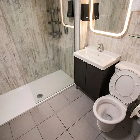 Embassy Appartement *