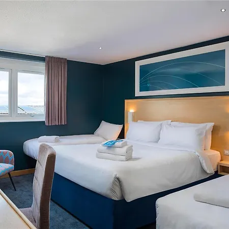 Travelodge Paisley Road 3* グラスゴー