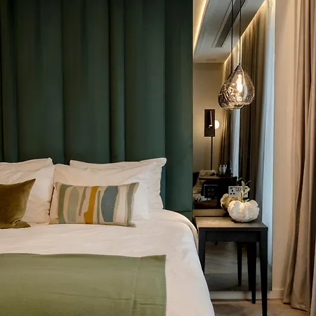 Hotel The Wellington By Adina