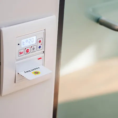 Point A 3* Глазго